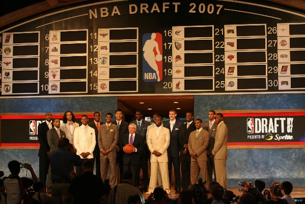 nba2010选秀交易 2010nba选秀视频-第3张图片-www.211178.com_果博福布斯